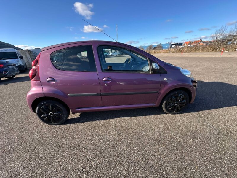 Peugeot 107 1,0 5d