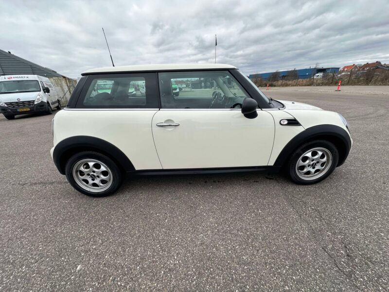 MINI One 1,6 3d