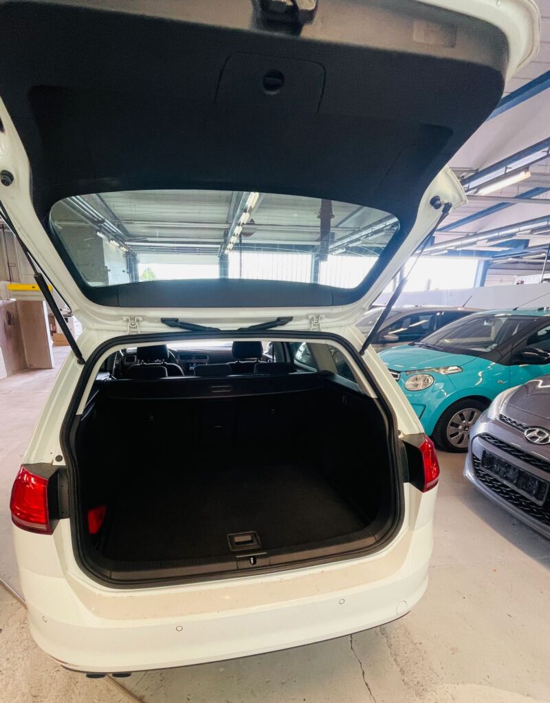 VW Golf VII 1,4 TSi 122 Comfortline Variant DSG BM 5d