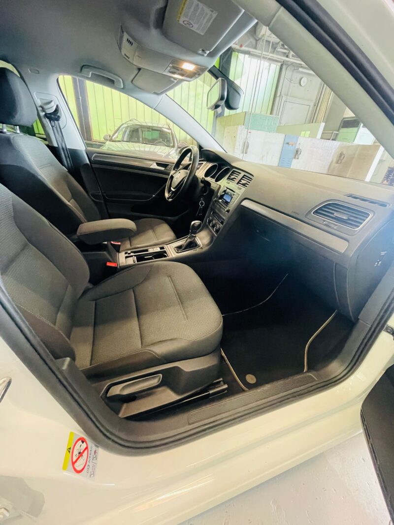 VW Golf VII 1,4 TSi 122 Comfortline Variant DSG BM 5d