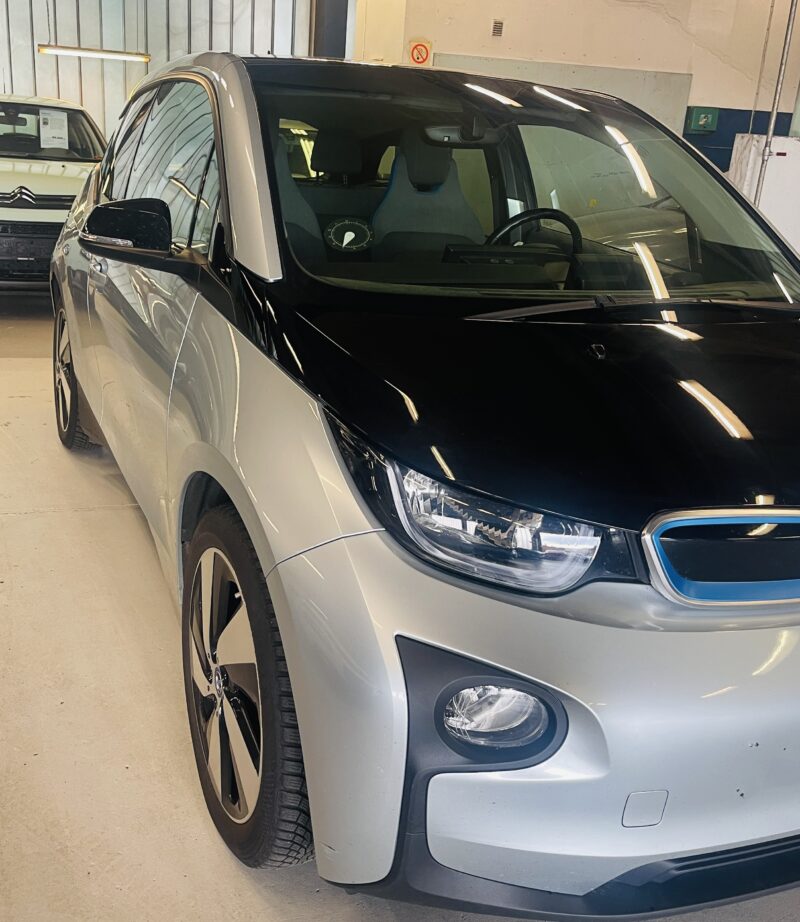 BMW I3