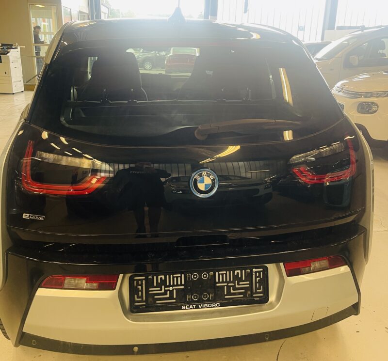 BMW I3